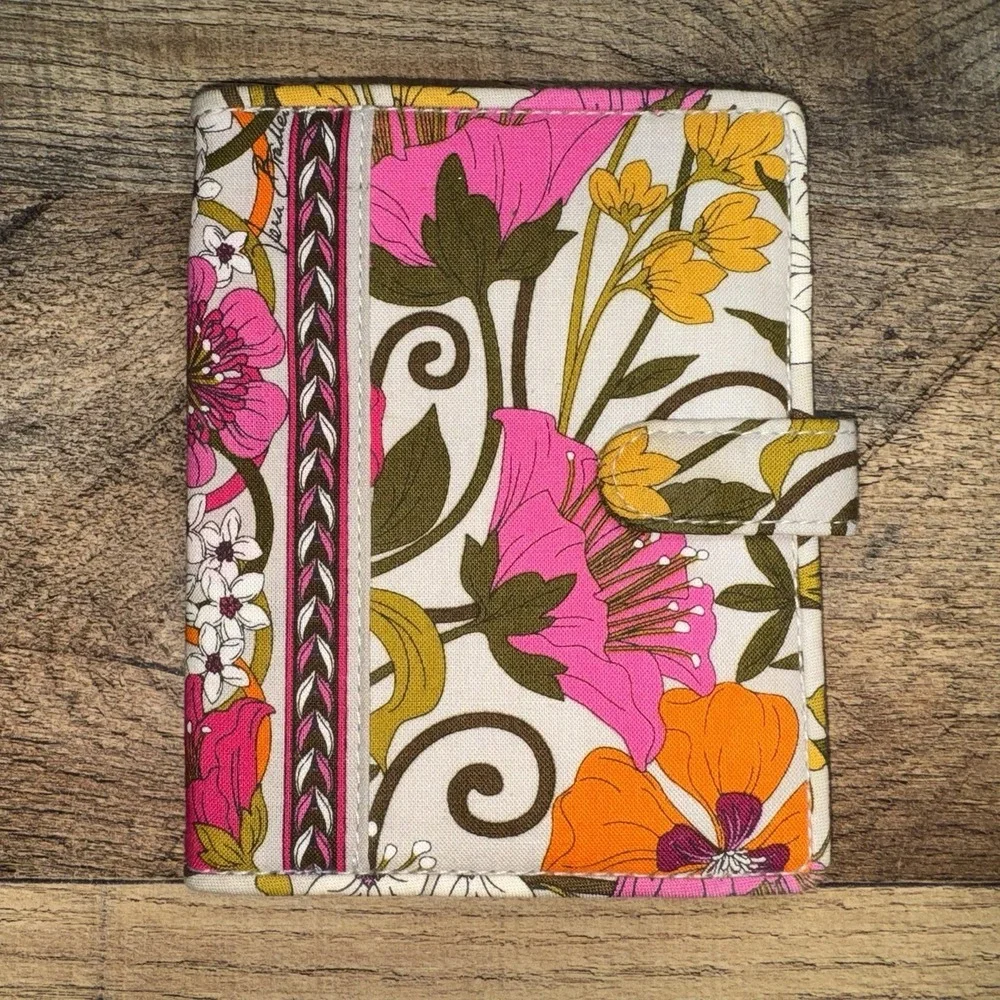 Vera Bradley Retired Tea Garden Floral Passport Holder